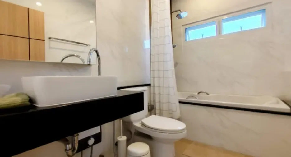 Аренда и продажа 3 спальни дом в Huay Yai, Паттайя