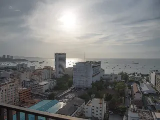出售 2 卧室 公寓 在 Bang Lamung, Chon Buri