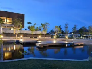 出租 和 出售 3 卧室 独立屋 在 Bang Lamung, Chon Buri