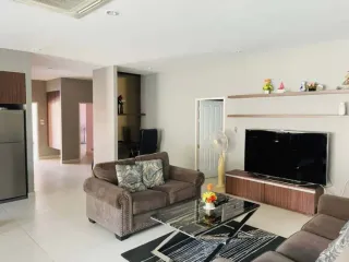 出租 和 出售 3 卧室 独立屋 在 Bang Lamung, Chon Buri