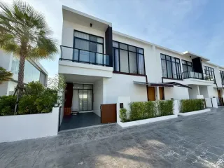 出售 3 卧室 独立屋 在 Bang Lamung, Chon Buri