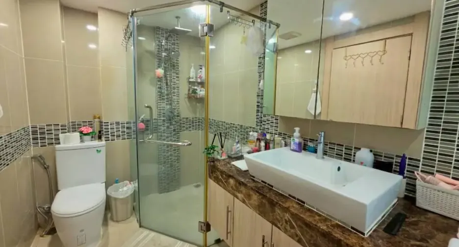 Condo en venta de 2 habitaciones en Bang Lamung, Chonburi