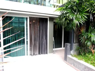Wohnung zur Miete und zum Kauf mit 1 Zimmer in Bang Lamung, Chonburi