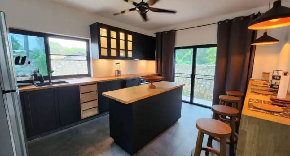 À vendre 3 chambres maison à Huay Yai, Pattaya