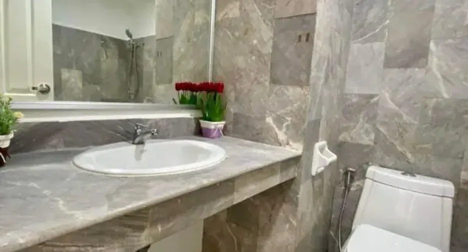 Продажа 2 спальни кондо в Банг Ламунг, Чонбури