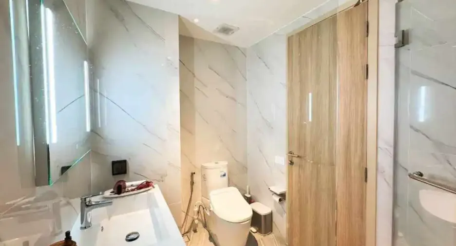 Продажа 1 кровать кондо в Банг Ламунг, Чонбури