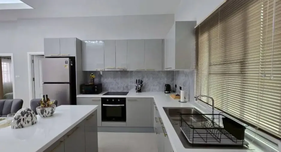 À vendre 3 chambres maison à Huay Yai, Pattaya
