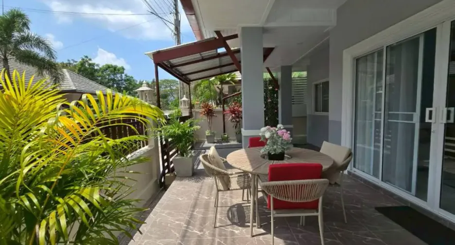 À vendre 3 chambres maison à Huay Yai, Pattaya