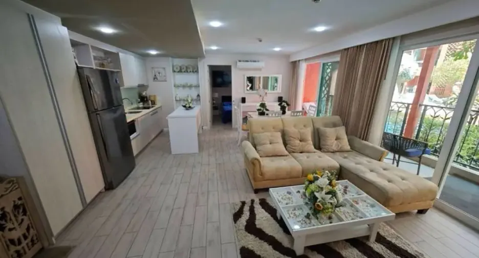 À vendre 2 chambres condo à Jomtien, Pattaya