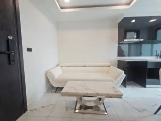 出租 和 出售 2 卧室 公寓 在 Bang Lamung, Chon Buri