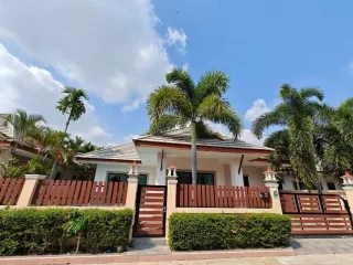 À vendre 3 chambres maison à Bang Lamung, Chonburi