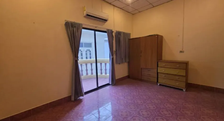 For sale retail Space in Bang Lamung, Chonburi