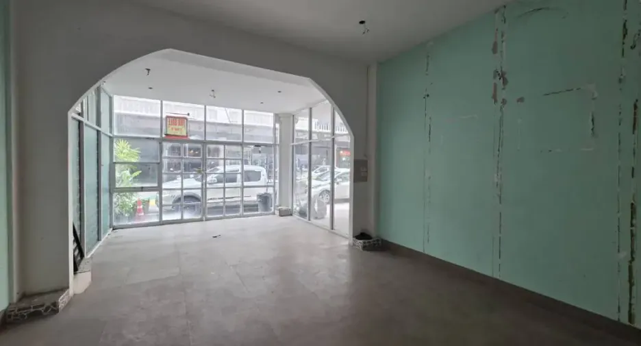 For sale retail Space in Bang Lamung, Chonburi