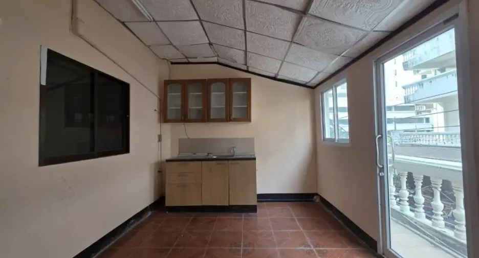 For sale retail Space in Bang Lamung, Chonburi