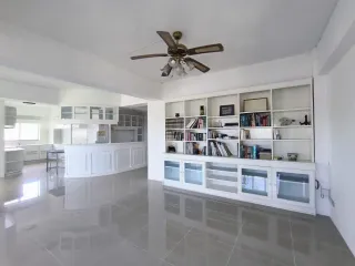 Продажа 2 спальни кондо в Na Jomtien, Паттайя
