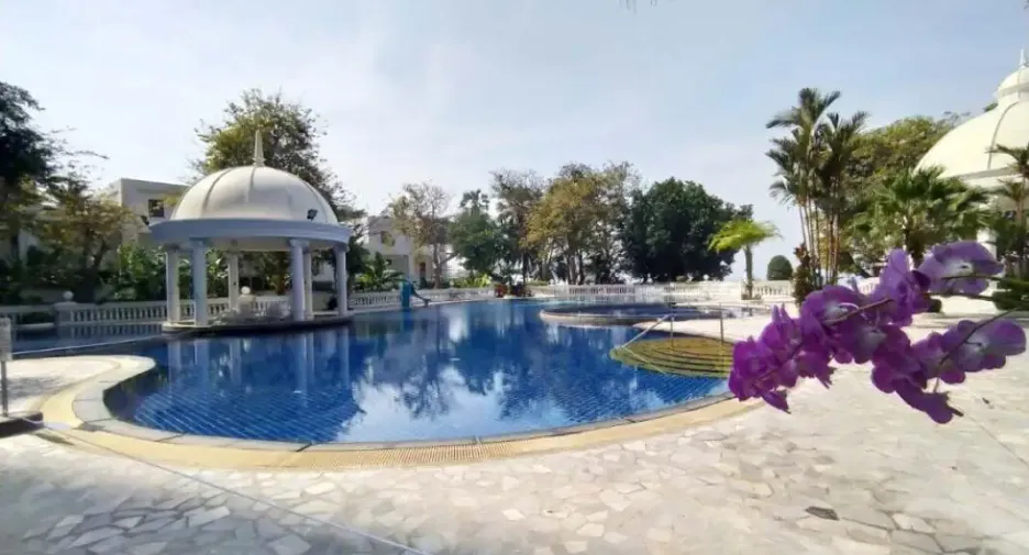For rent and for sale 1 bed condo in Bang Lamung, Chonburi