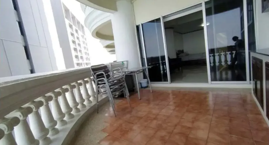 For rent and for sale 1 bed condo in Bang Lamung, Chonburi