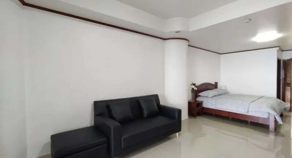 For rent and for sale 1 bed condo in Bang Lamung, Chonburi