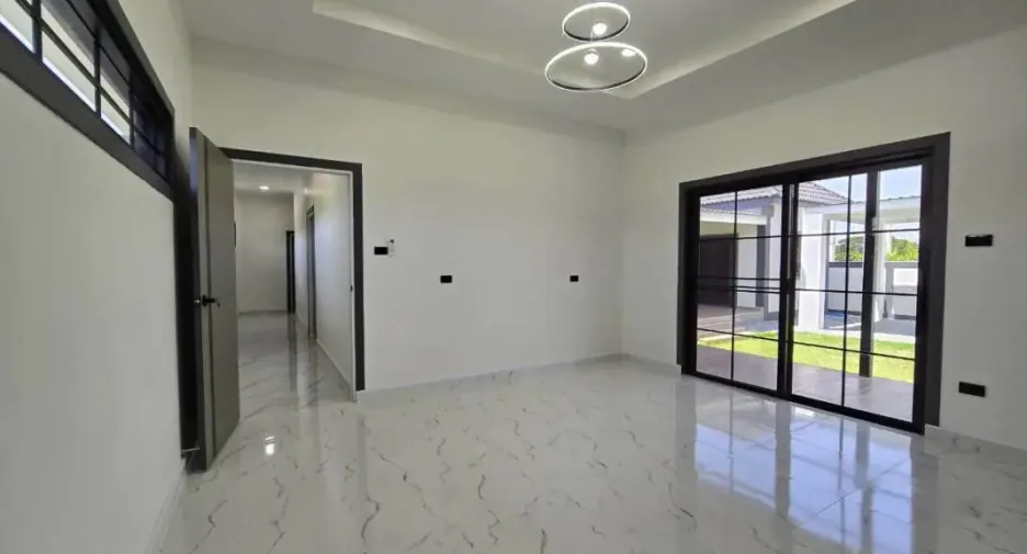 For sale 3 ベッドルーム house in Bang Lamung, Chonburi
