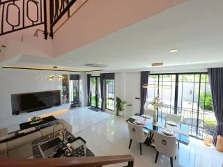 出售 4 卧室 独立屋 在 Bang Lamung, Chon Buri