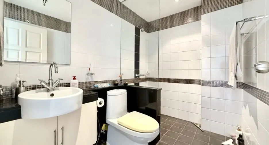 For sale 2 bedrooms condo in Jomtien, Pattaya