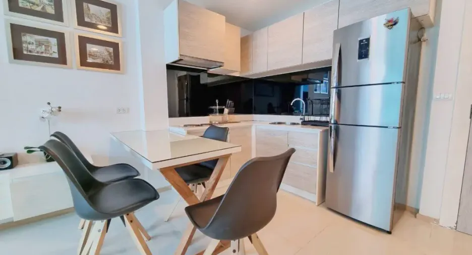 For sale 2 bedrooms condo in Jomtien, Pattaya