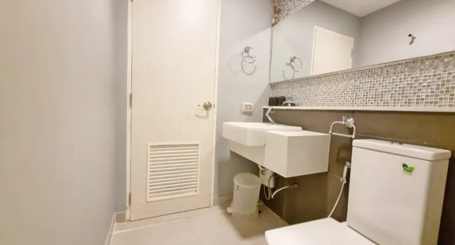 For sale 2 bedrooms condo in Jomtien, Pattaya