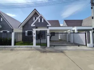 Продажа 2 спальни дом в Банг Сарай, Паттайя