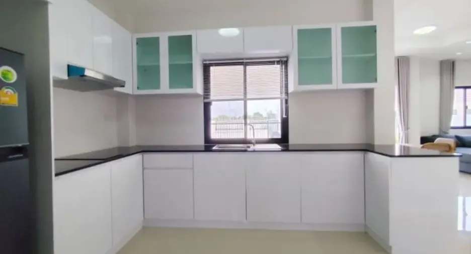 Продажа 2 спальни дом в Банг Сарай, Паттайя