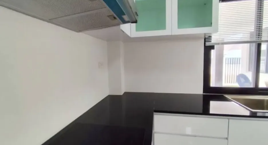 Продажа 2 спальни дом в Банг Сарай, Паттайя