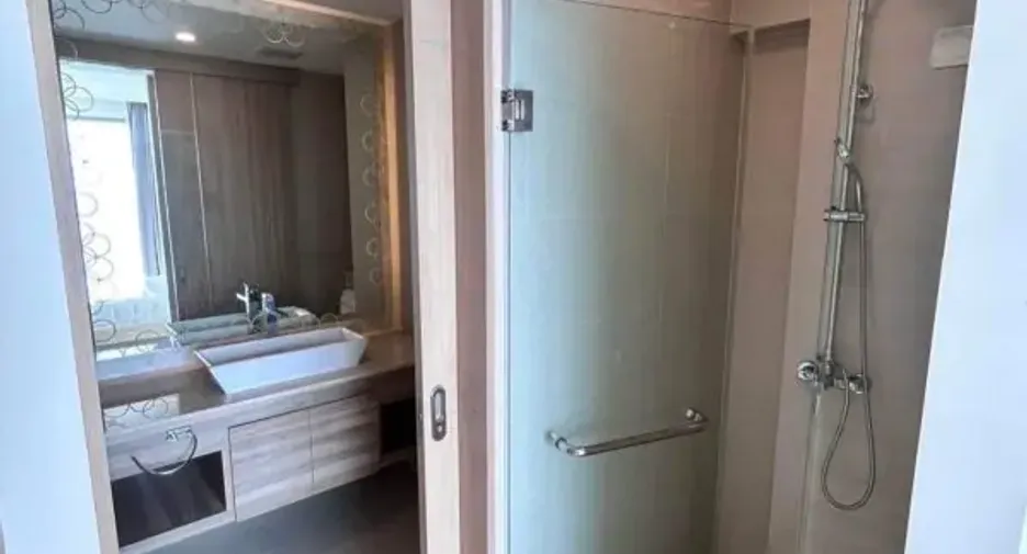 For sale 1 bed condo in Jomtien, Pattaya