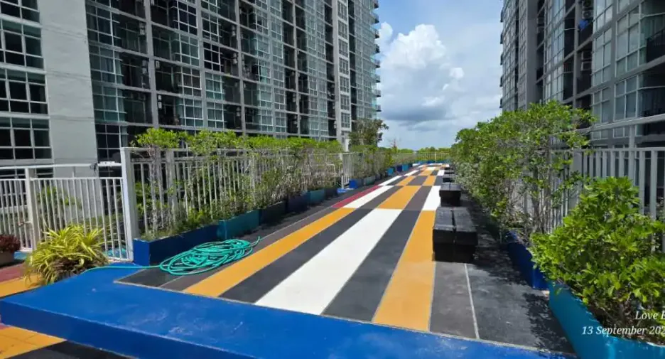 For rent and for sale 2 bedrooms condo in Jomtien, Pattaya