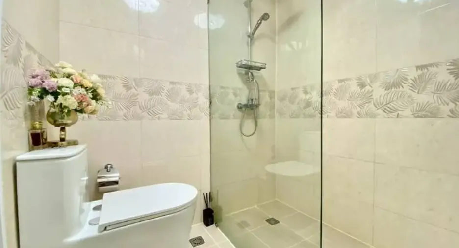 Condo en alquiler y en venta de 1 habitaciones en Bang Lamung, Chonburi