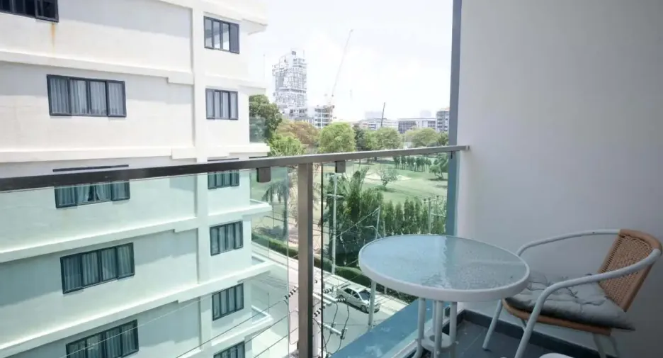 For sale 1 Beds condo in Bang Lamung, Chonburi