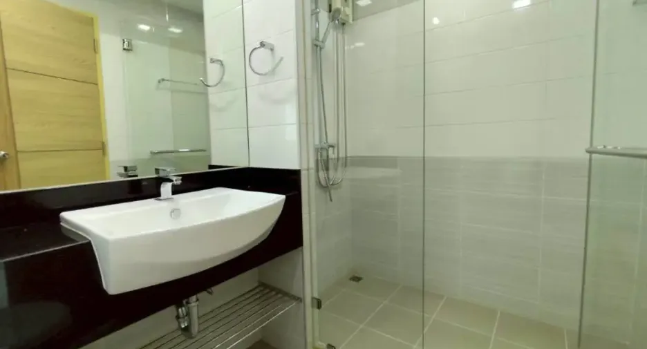 À vendre 1 chambre condo à Na Jomtien, Pattaya