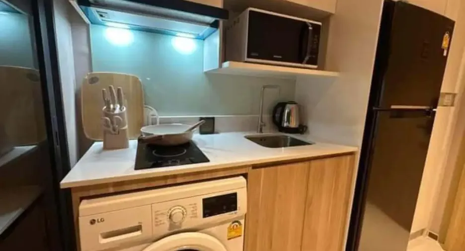出租 和 出售 1 卧室 公寓 在 Bang Lamung, Chon Buri