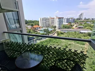 For sale 2 ベッドルーム condo in Bang Saray, Pattaya