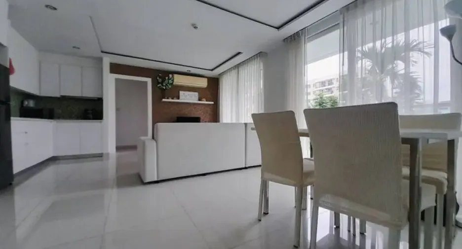 Condo en venta de 2 habitaciones en Jomtien, Pattaya