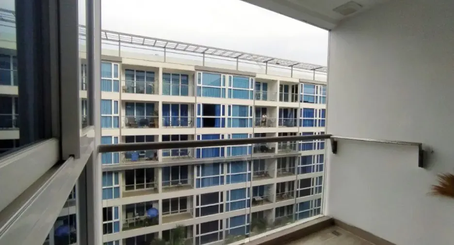 出租 和 出售 1 卧室 公寓 在 Bang Lamung, Chon Buri