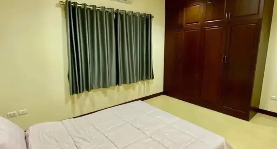 For rent そして for sale 3 ベッドルーム house in Bang Lamung, Chonburi