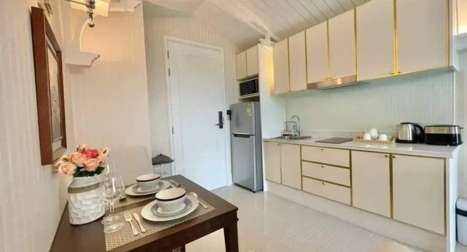 À louer et à vendre 1 chambre condo à Na Jomtien, Pattaya