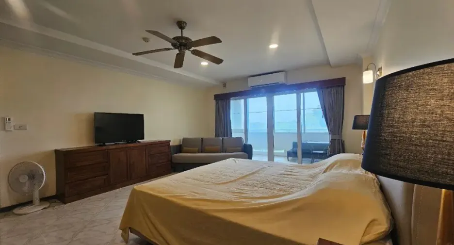 À vendre 1 chambre condo à Na Jomtien, Pattaya