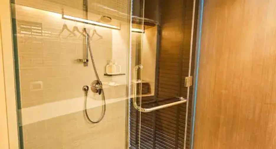 For rent and for sale 1 bed condo in Bang Lamung, Chonburi