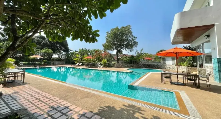 For sale 1 Beds condo in Na Jomtien, Pattaya
