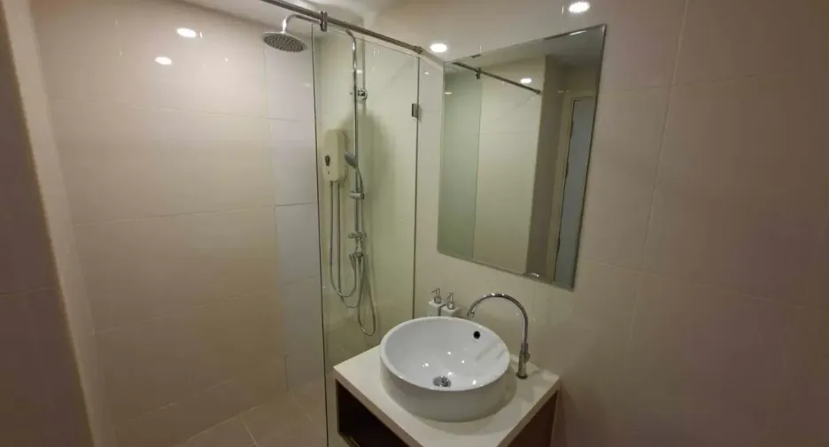 Продажа 2 спальни кондо в Банг Сарай, Паттайя