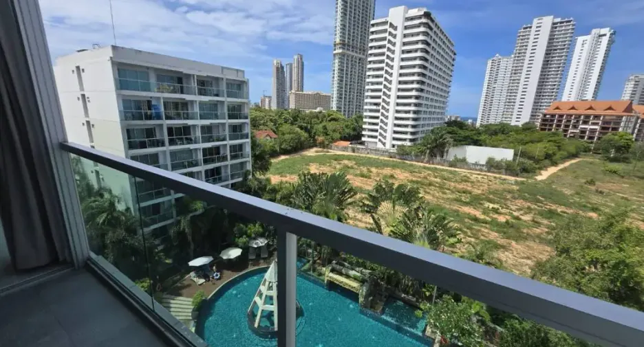 For sale 1 Beds condo in Bang Lamung, Chonburi