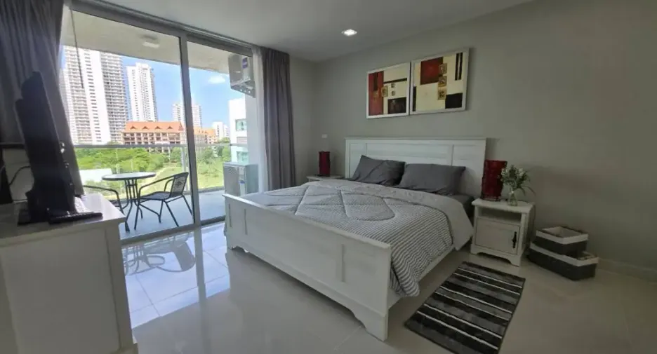 For sale 1 Beds condo in Bang Lamung, Chonburi