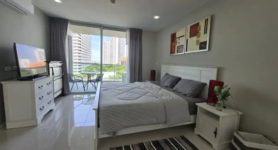 For sale 1 Beds condo in Bang Lamung, Chonburi