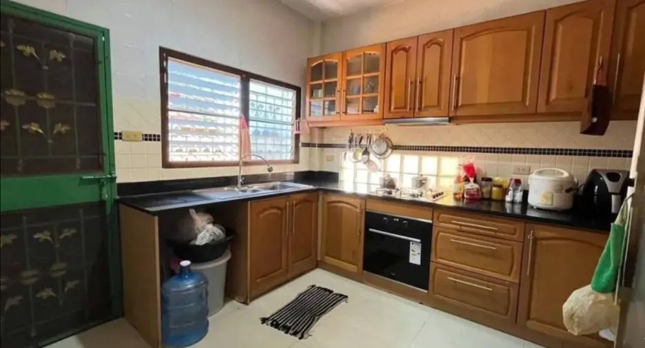 Продажа 3 спальни дом в Банг Ламунг, Чонбури