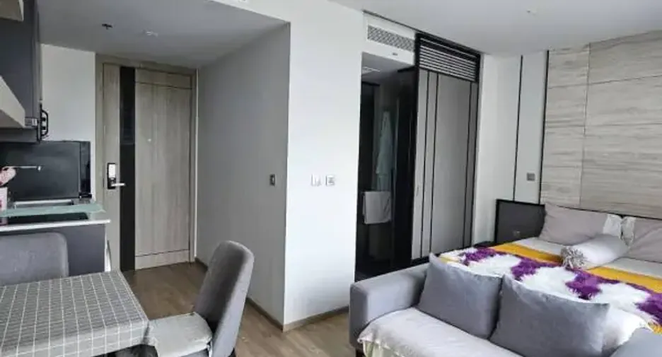 Condo en alquiler y en venta de 1 habitaciones en Bang Lamung, Chonburi